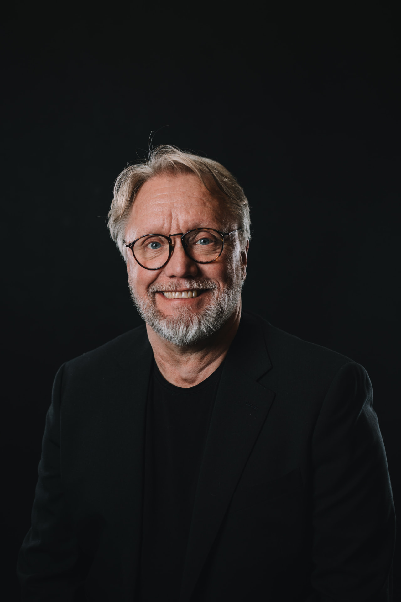 Porträtt av Eddie Dubrehed, legitimerad naprapat på Ryggakuten.